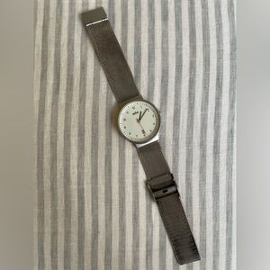 Braun BN0032 Men’s Silver Mesh Watch READ